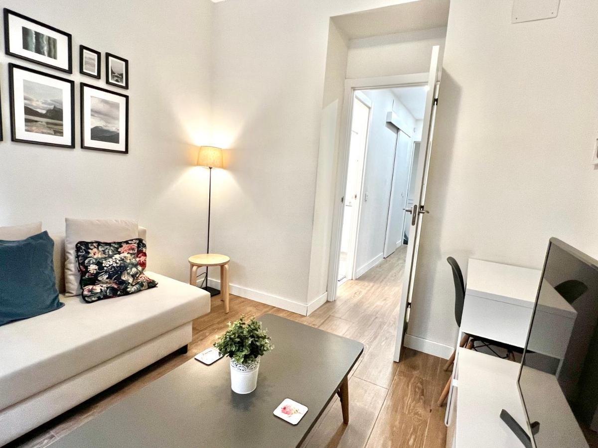 Apartamentos Moncloa Madrid Buitenkant foto